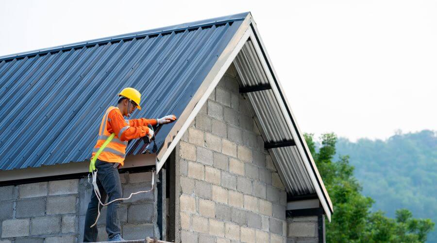 Professional residential roofers in Seagraves, TX